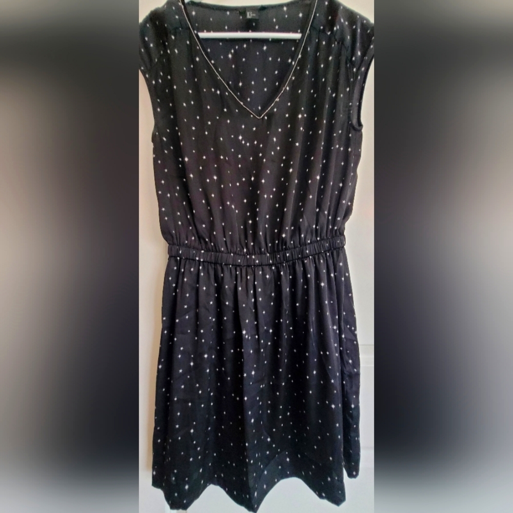 H&M Like New, Black Dress with White Stars!